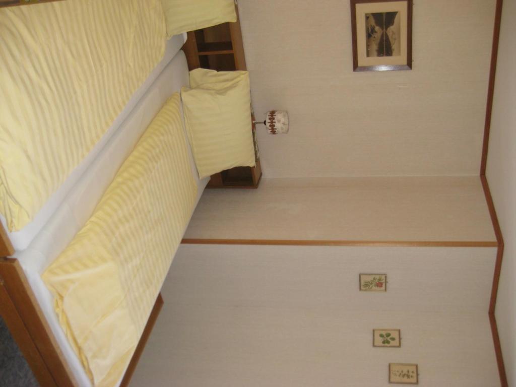 Hotel Pension Spycher Kandersteg Room photo